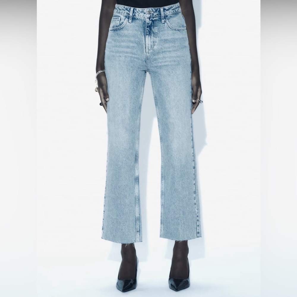 🌿LAST CHANCE🌿 Zara Basics Z1975 Denim Light Flare Full Length Jeans 8